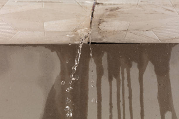 Professional Flood Damage Cleanup technician working in Banning, CA